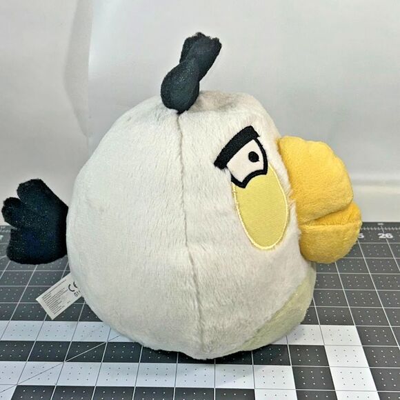 Commonwealth Angry Birds Matilda Plush White Bird Rovio 2010 No Sound 9" Toy - Picture 5 of 10